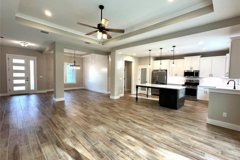House in Palm Coast, Florida 4 bedrooms, 200.39 sq.m. № 1536267 - photo 10