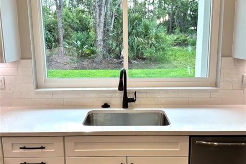 House in Palm Coast, Florida 4 bedrooms, 200.39 sq.m. № 1536267 - photo 21