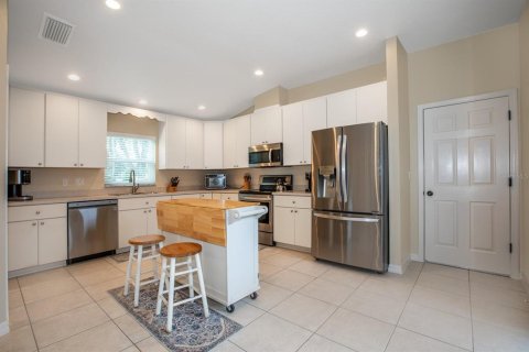 Casa en venta en Leesburg, Florida, 3 dormitorios, 187.94 m2 № 1905474 - foto 10