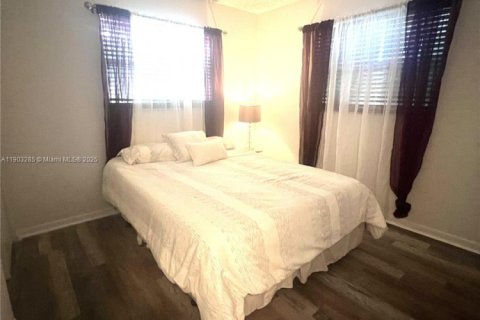 Casa en venta en Deerfield Beach, Florida, 3 dormitorios, 102.19 m2 № 1967077 - foto 12