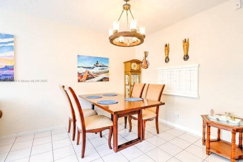 Copropriété à vendre à Hallandale Beach, Floride: 1 chambre, 99.5 m2 № 2089264 - photo 4