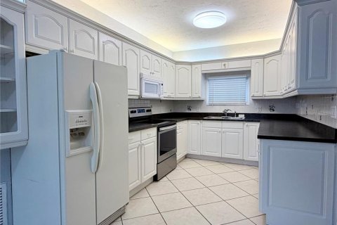 Villa ou maison à louer à Saint Petersburg, Floride: 3 chambres, 112.41 m2 № 2431710 - photo 22