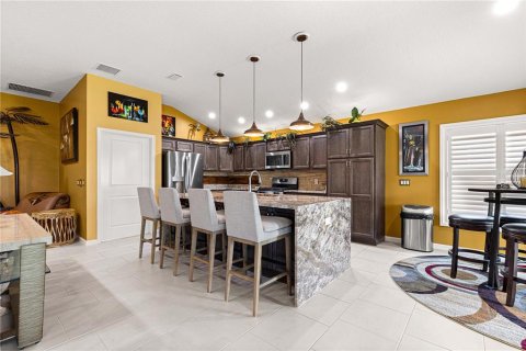 House in The Villages, Florida 3 bedrooms, 178.19 sq.m. № 1677999 - photo 19
