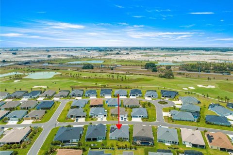 House in The Villages, Florida 3 bedrooms, 178.19 sq.m. № 1677999 - photo 8