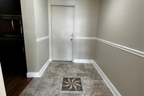 Condo in Sun City Center, Florida, 2 bedrooms  № 1827790 - photo 3
