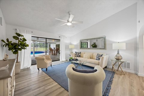 House in Clearwater, Florida 4 bedrooms, 256.04 sq.m. № 1750526 - photo 6