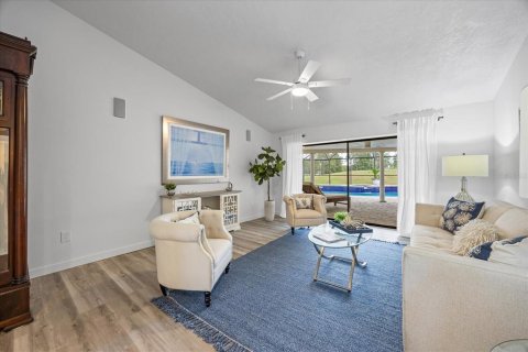 House in Clearwater, Florida 4 bedrooms, 256.04 sq.m. № 1750526 - photo 4