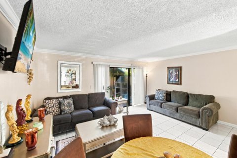 Adosado en venta en West Palm Beach, Florida, 2 dormitorios, 96.99 m2 № 2191163 - foto 12