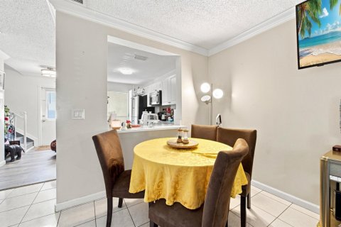 Adosado en venta en West Palm Beach, Florida, 2 dormitorios, 96.99 m2 № 2191163 - foto 8
