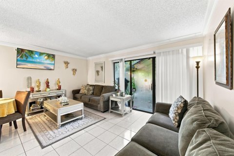 Adosado en venta en West Palm Beach, Florida, 2 dormitorios, 96.99 m2 № 2191163 - foto 9