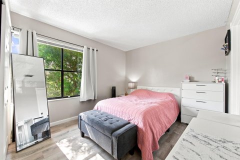 Adosado en venta en West Palm Beach, Florida, 2 dormitorios, 96.99 m2 № 2191163 - foto 15