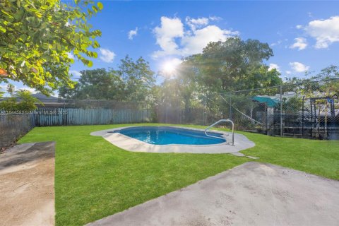 Casa en venta en Lake Worth, Florida, 3 dormitorios, 112.97 m2 № 1839723 - foto 24