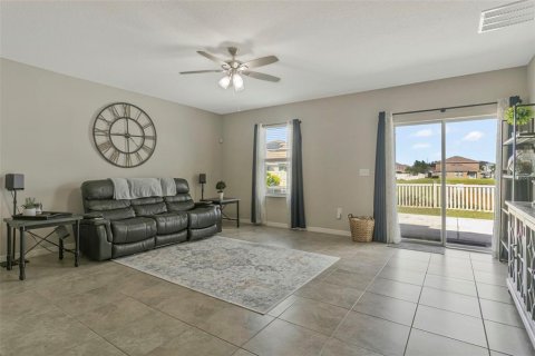 House in Ruskin, Florida 5 bedrooms, 273.97 sq.m. № 2425878 - photo 10