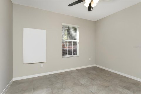 House in Ruskin, Florida 5 bedrooms, 273.97 sq.m. № 2425878 - photo 25