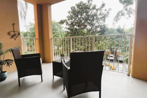 Condo in Aventura, Florida, 2 bedrooms № 2058743 - photo 5