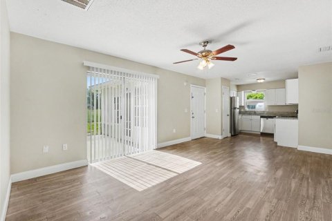 Casa en venta en Winter Haven, Florida, 3 dormitorios, 114.08 m2 № 2156810 - foto 4