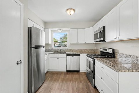Casa en venta en Winter Haven, Florida, 3 dormitorios, 114.08 m2 № 2156810 - foto 5