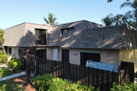 Купить таунхаус в Палм Спрингс, Флорида 4 комнаты, 139.35м2, № 2084168 - фото 14