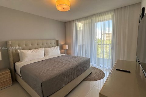 Condominio en venta en Bay Harbor Islands, Florida, 2 dormitorios, 109.16 m2 № 1954335 - foto 13