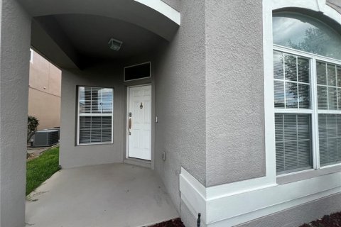 Villa ou maison à louer à Orlando, Floride: 3 chambres, 198.16 m2 № 2150330 - photo 2