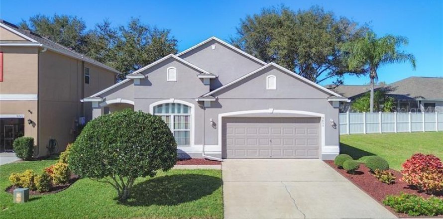 Villa ou maison à Orlando, Floride 3 chambres, 198.16 m2 № 2150330