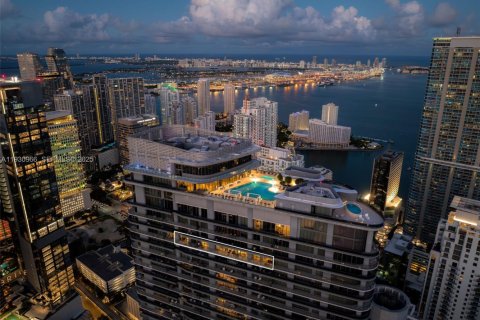 Condo in Miami, Florida, 4 bedrooms  № 1990742 - photo 24