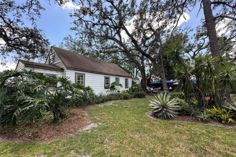 House in Tampa, Florida 3 bedrooms, 135.27 sq.m. № 1768107 - photo 9