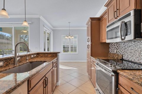 Condo in Venice, Florida, 2 bedrooms  № 1718602 - photo 15