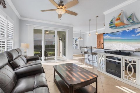 Condo in Venice, Florida, 2 bedrooms  № 1718602 - photo 9