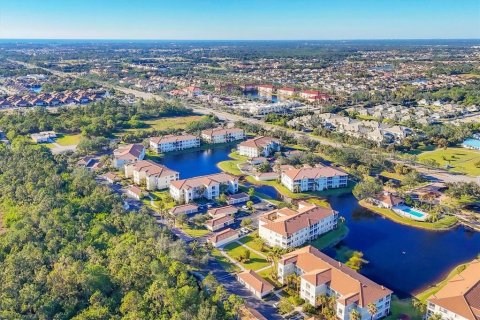 Condo in Venice, Florida, 2 bedrooms  № 1718602 - photo 2