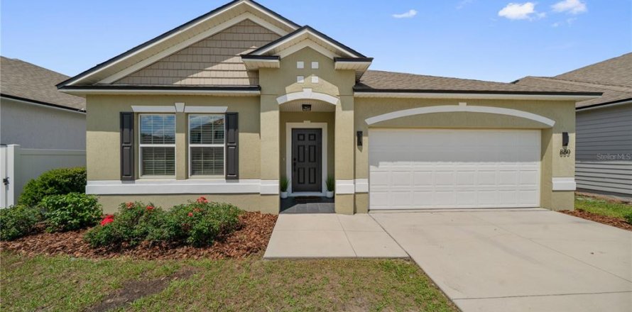 House in Newberry, Florida 4 bedrooms, 184.69 sq.m. № 2123026