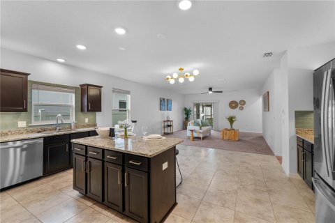House in Newberry, Florida 4 bedrooms, 184.69 sq.m. № 2123026 - photo 5