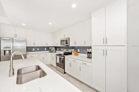 Condominio en alquiler en Venice, Florida, 2 dormitorios, 107.21 m2 № 2104198 - foto 4