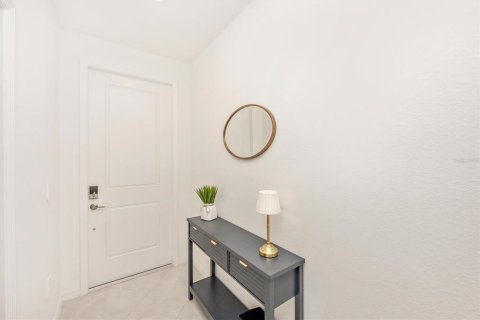 Condominio en alquiler en Venice, Florida, 2 dormitorios, 107.21 m2 № 2104198 - foto 2
