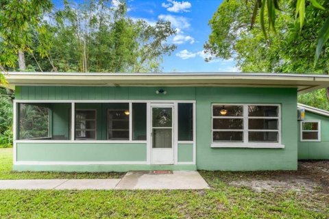 House in Ormond Beach, Florida 2 bedrooms, 92.9 sq.m. № 1883134 - photo 1