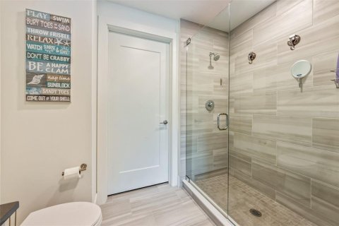 Condo in Sarasota, Florida, 2 bedrooms  № 1815676 - photo 13
