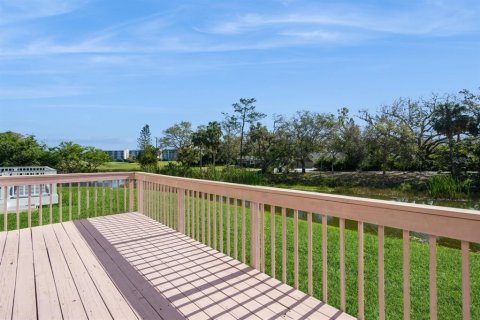 Copropriété à vendre à Largo, Floride: 3 chambres, 141.21 m2 № 1557800 - photo 5