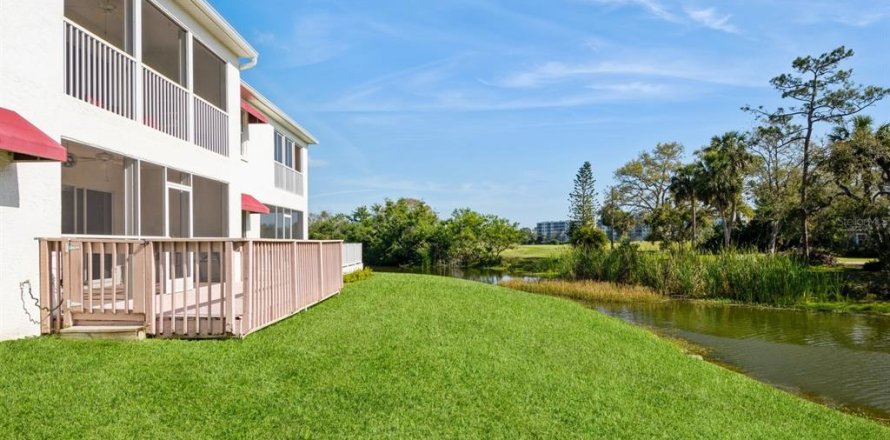 Condo à Largo, Floride, 3 chambres № 1557800