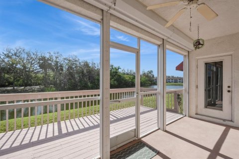 Copropriété à vendre à Largo, Floride: 3 chambres, 141.21 m2 № 1557800 - photo 4