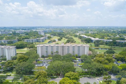 Copropriété à vendre à Pompano Beach, Floride: 3 chambres, 158.86 m2 № 1180285 - photo 1
