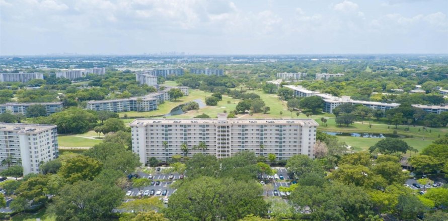 Condo à Pompano Beach, Floride, 3 chambres № 1180285
