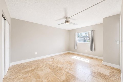 Copropriété à vendre à Tampa, Floride: 2 chambres, 102.19 m2 № 2150331 - photo 7
