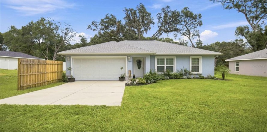 Villa ou maison à Summerfield, Floride 3 chambres, 119.66 m2 № 2220131