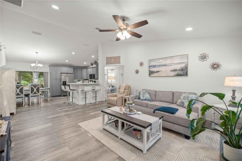 Villa ou maison à vendre à Summerfield, Floride: 3 chambres, 119.66 m2 № 2220131 - photo 5