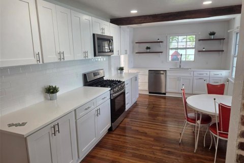 Casa en venta en Saint Petersburg, Florida, 3 dormitorios, 116.87 m2 № 2195972 - foto 9