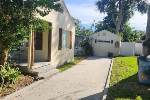 Casa en venta en Saint Petersburg, Florida, 3 dormitorios, 116.87 m2 № 2195972 - foto 4