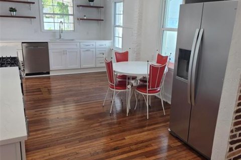 Casa en venta en Saint Petersburg, Florida, 3 dormitorios, 116.87 m2 № 2195972 - foto 10