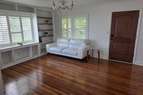 Casa en venta en Saint Petersburg, Florida, 3 dormitorios, 116.87 m2 № 2195972 - foto 8