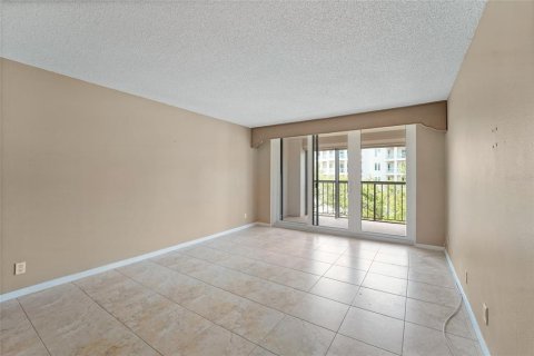 Copropriété à vendre à Belleair, Floride: 2 chambres, 128.67 m2 № 2150152 - photo 10