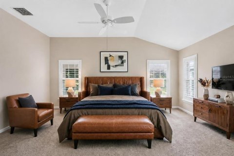 House in The Villages, Florida 3 bedrooms, 185.8 sq.m. № 2391126 - photo 27
